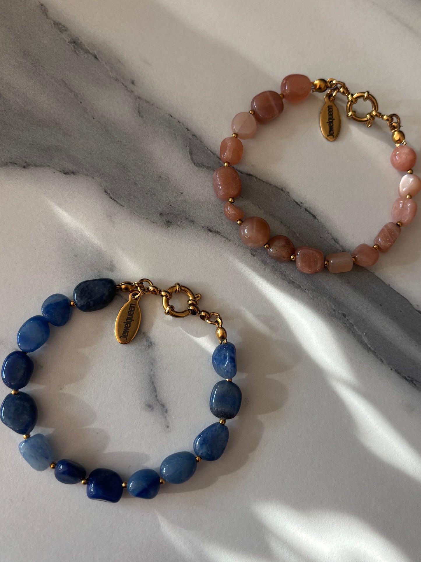 Kralen armband met blauwe steentjes | Goud | Soft & sweet blauw