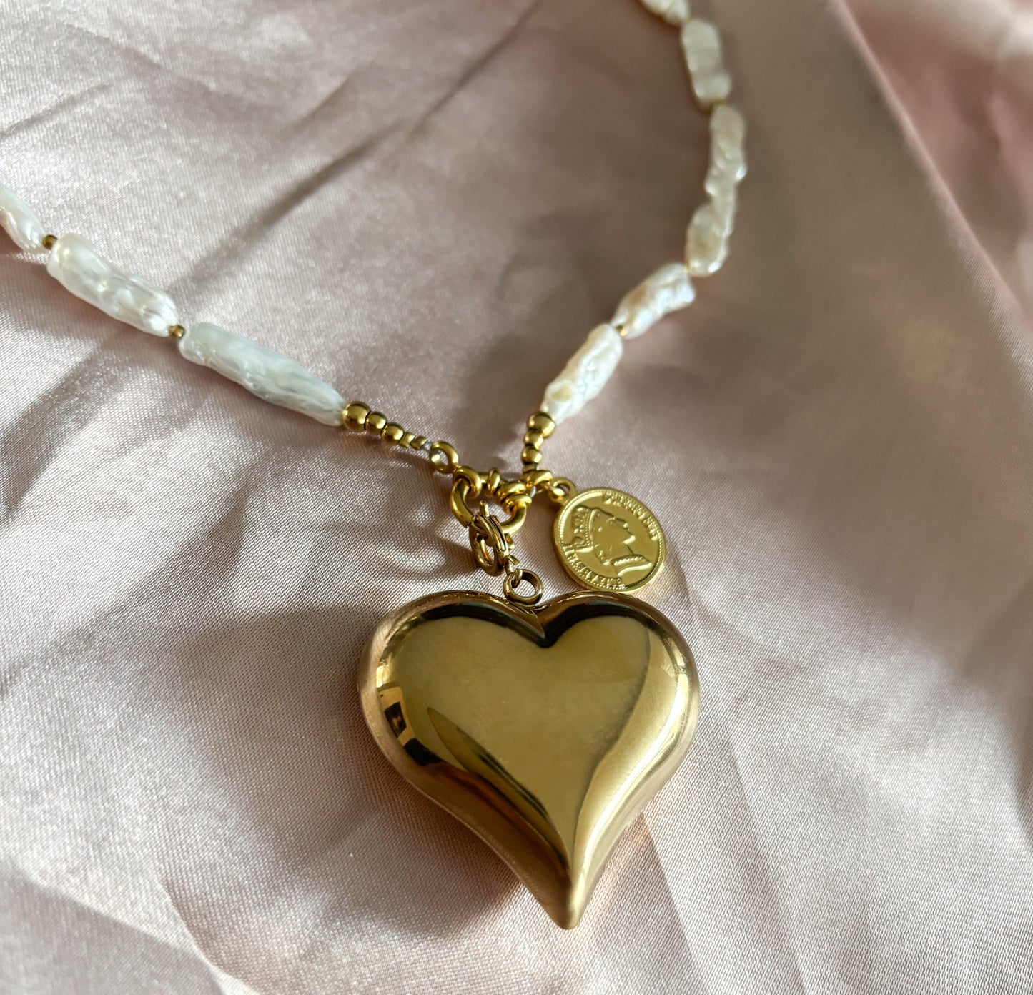 parel ketting met 18k rvs hart bedel