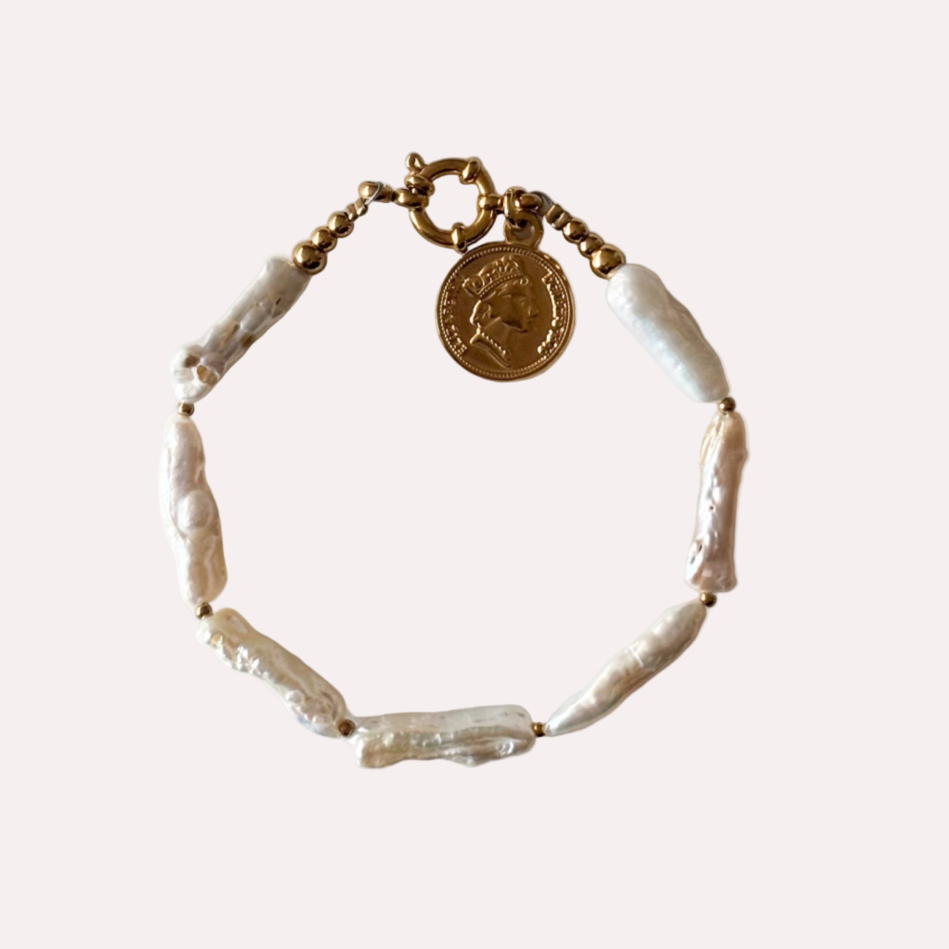 Parelarmband met langwerpige parels wit