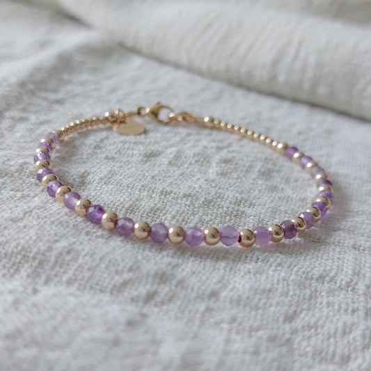 14k Goldfilled armband met paarse amethist kralen