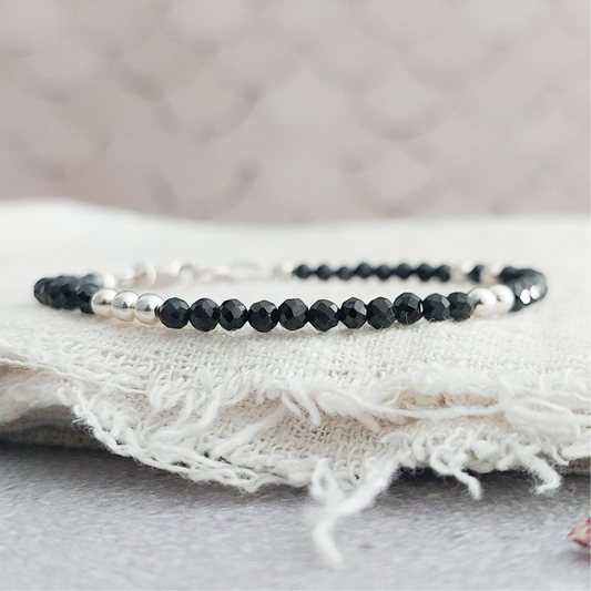 Black sky | Edelsteen kralen armband | .925 Sterling zilver