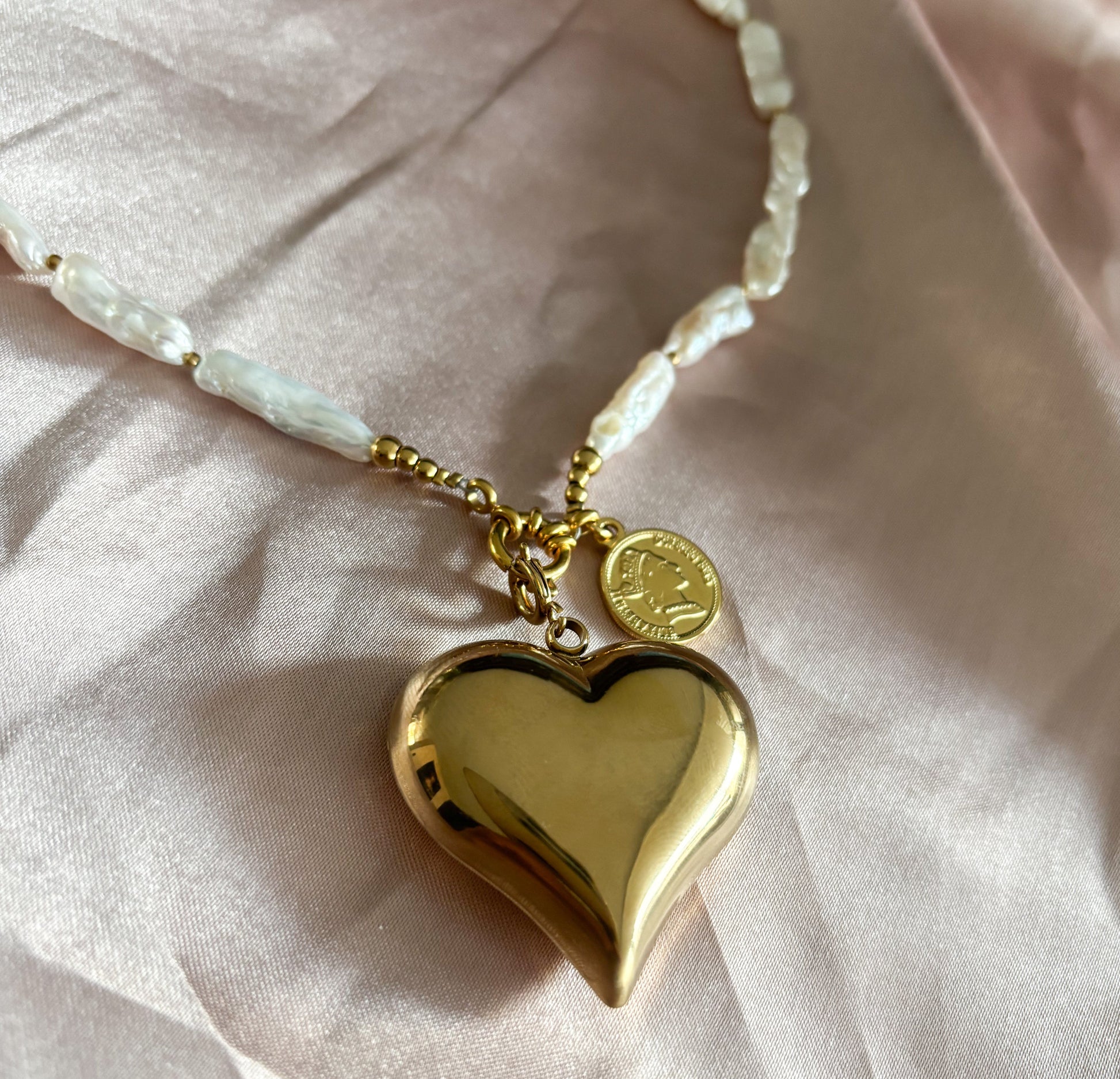 parel ketting met 18k rvs hart bedel